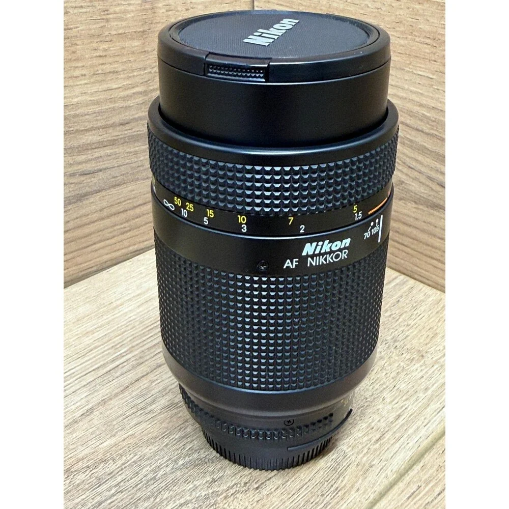 Nikon AF Nikkor 70-210mm 1:4-5.6 Lens w/ Caps Very Good Working Condition